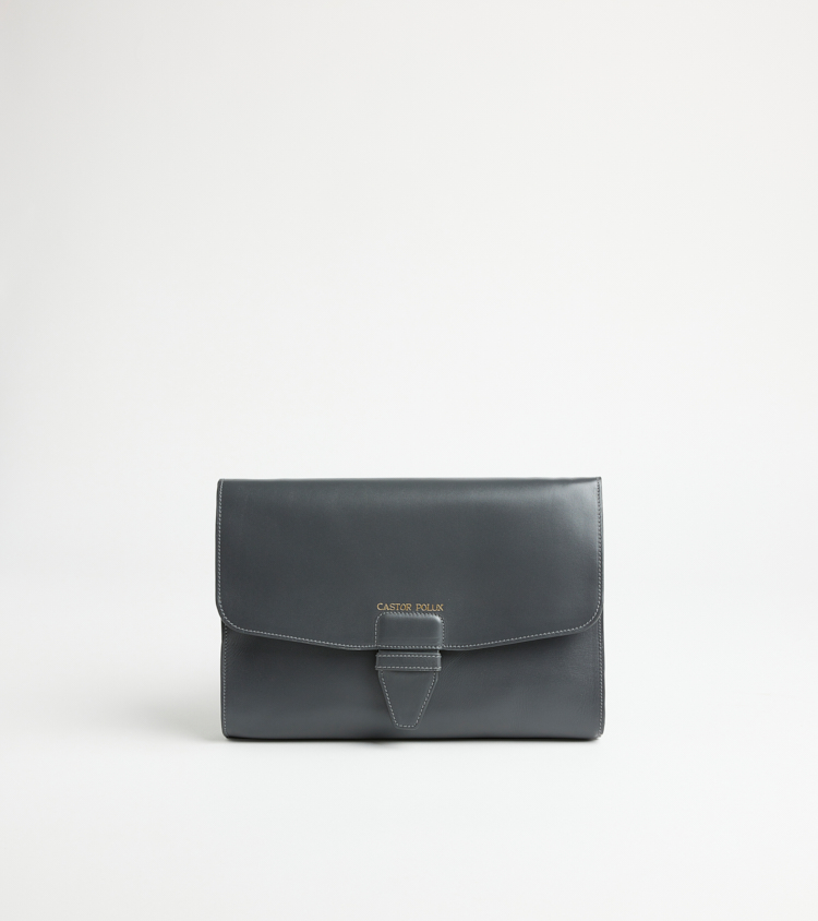 Delphine Gris 1 